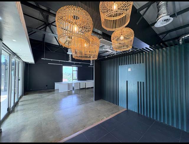 276M² OFFICE TO LET IN FOURWAYS