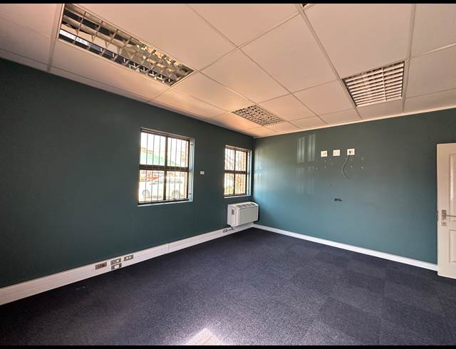 700M² OFFICE TO LET IN HIGHVELD TECHNOPARK