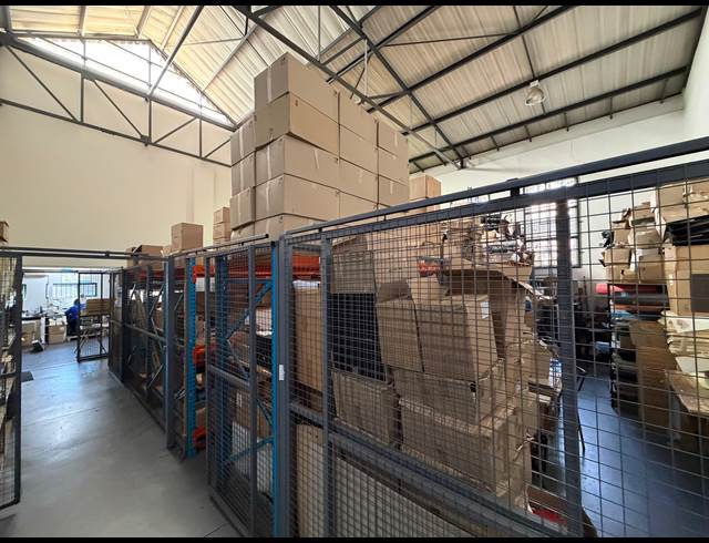 482M² WAREHOUSE TO LET IN KYALAMI