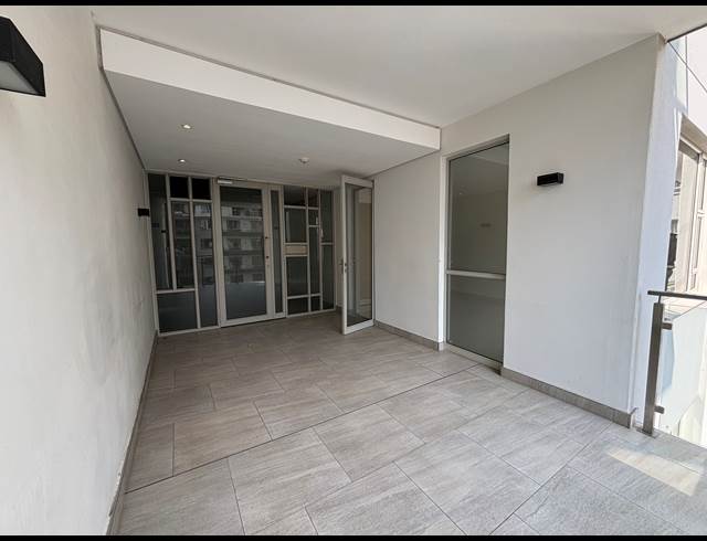 2 BEDROOM APARTMENT TO LET IN ROSEBANK