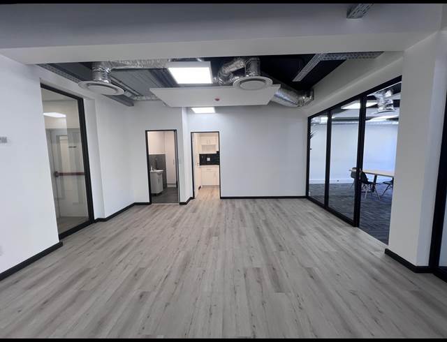 320M² OFFICE TO LET IN CAPE TOWN CITY CENTRE