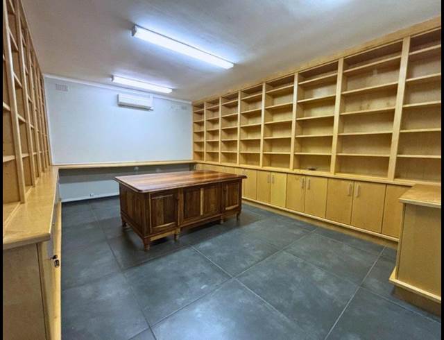 354M² OFFICE TO LET IN DURBANVILLE CENTRAL