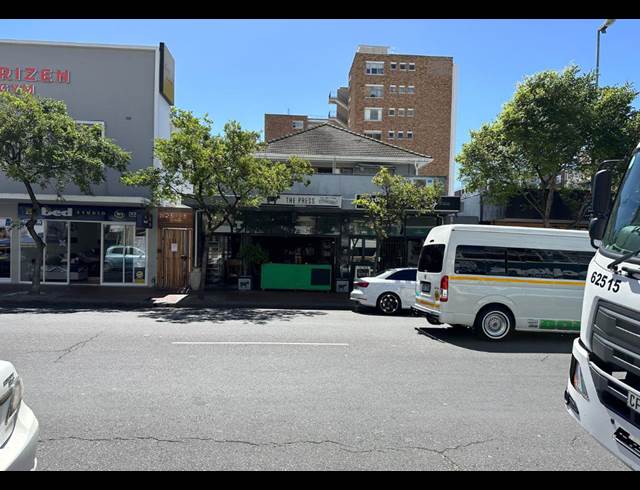 331M² RESTAURANT TO LET IN SEA POINT