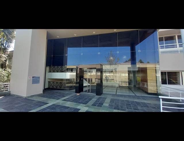 1,862M² OFFICE TO LET IN WOODMEAD