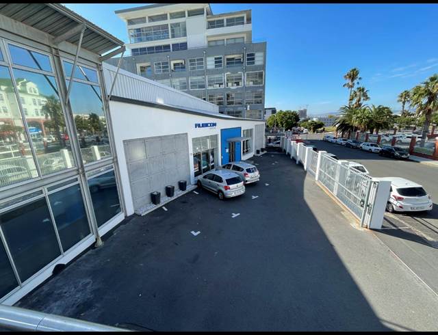 760M² BUILDING TO LET IN GARDENS