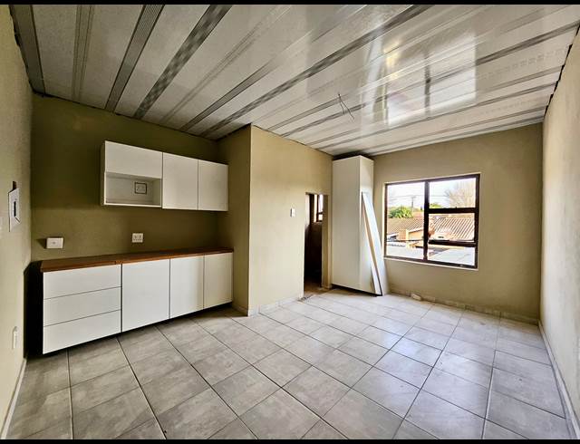 0 bed property to rent in KLOPPERPARK