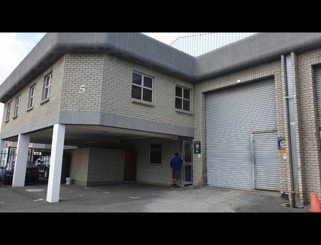 406M² WAREHOUSE TO LET IN KILLARNEY GARDENS