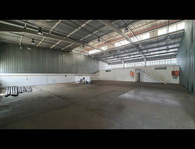 549M² WAREHOUSE TO LET IN SELBY