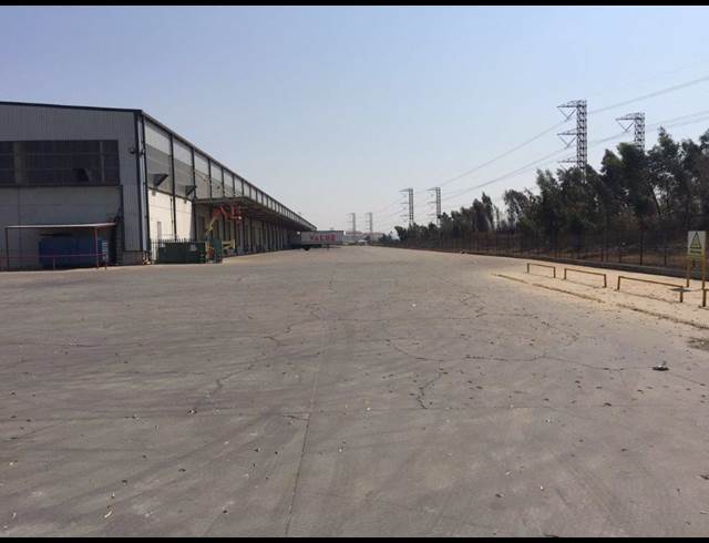15,611M² WAREHOUSE TO LET IN GOSFORTH PARK
