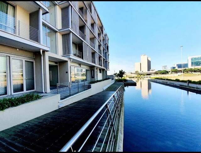 256M² OFFICE TO LET IN FORESHORE