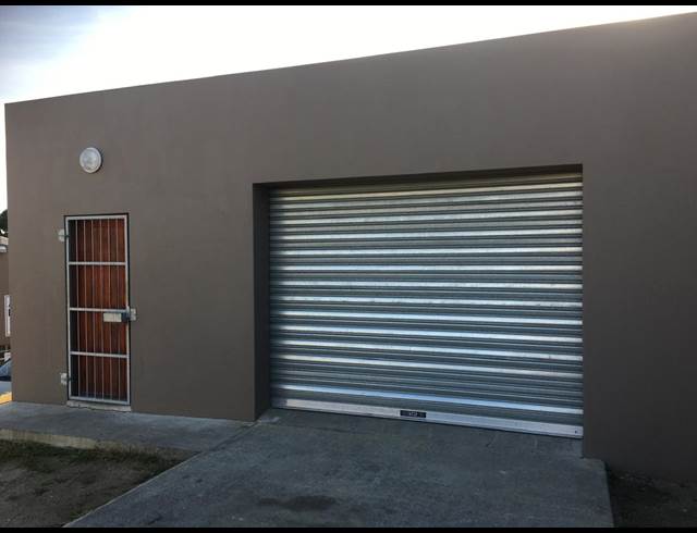 250M² WAREHOUSE RENTED IN CHISELHURST