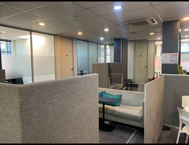 1M² SERVICED OFFICE TO LET IN PRETORIA CENTRAL