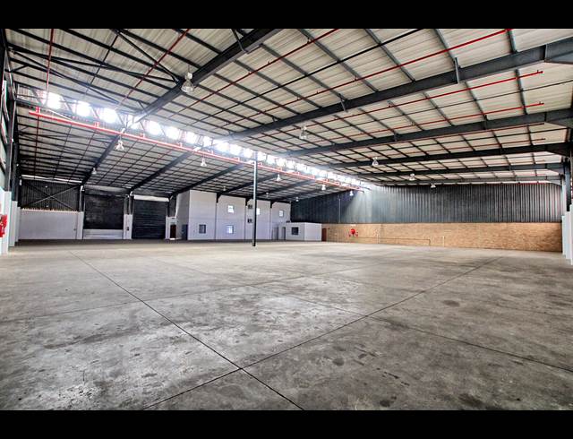 1,607M² WAREHOUSE TO LET IN HOOGLAND
