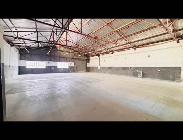 444M² WAREHOUSE TO LET IN ROBERTVILLE