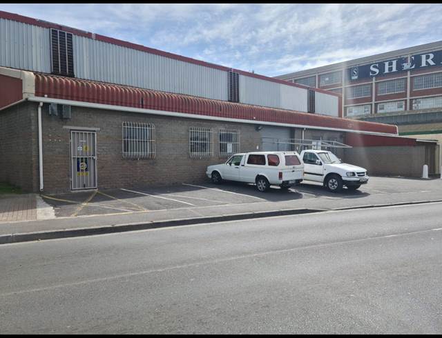 1,034M² WAREHOUSE RENTED IN DIEP RIVER