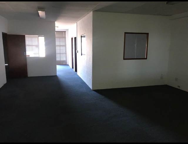 198M² MINI FACTORY TO LET IN OTTERY