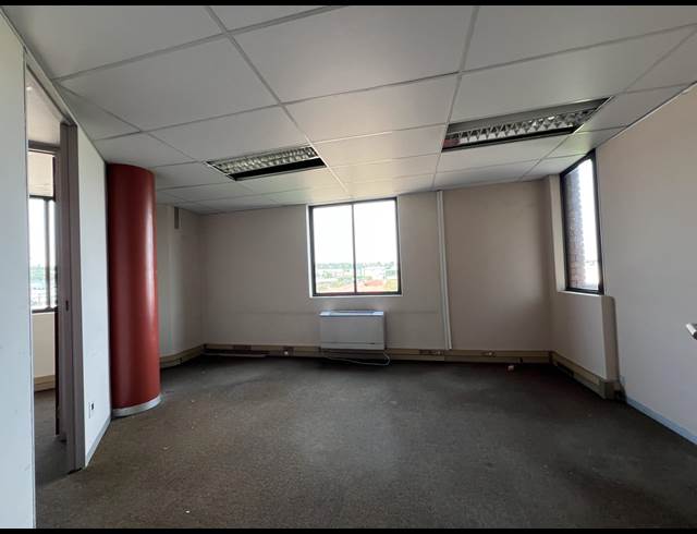 878M² OFFICE TO LET IN CENTURION CENTRAL
