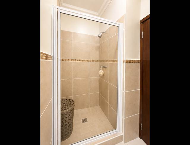 3 BEDROOM APARTMENT TO LET IN MORNINGSIDE