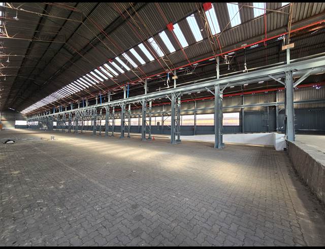 4,751M² WAREHOUSE TO LET IN TUNNEY
