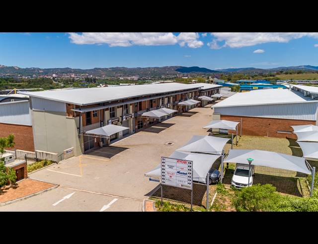 353M² WAREHOUSE RENTED IN RIVERSIDE PARK