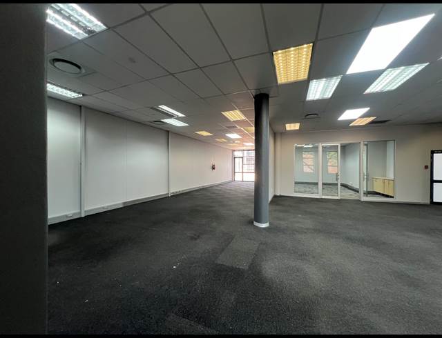 281M² OFFICE TO LET IN HIGHVELD