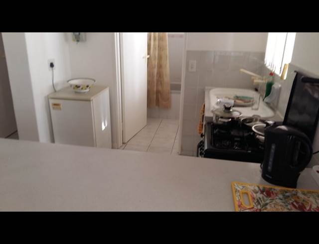 1 bed property to rent in LA COLLINE