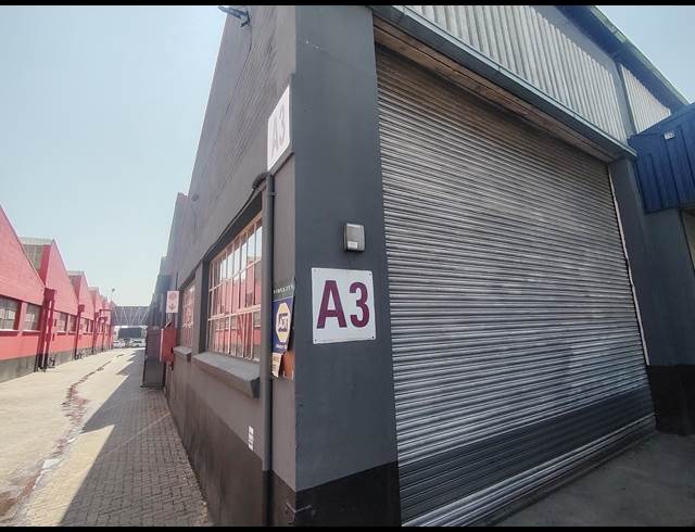 1,125M² WAREHOUSE TO LET IN STEELEDALE