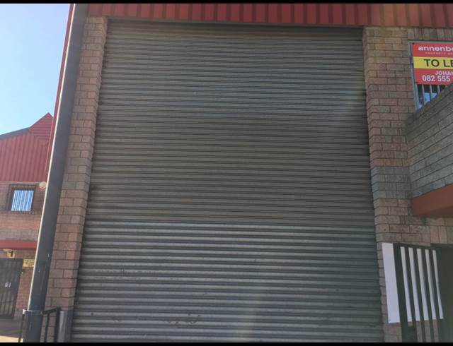 304M² FACTORY TO LET IN STIKLAND INDUSTRIAL
