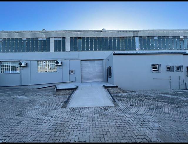 679M² WAREHOUSE RENTED IN NDABENI