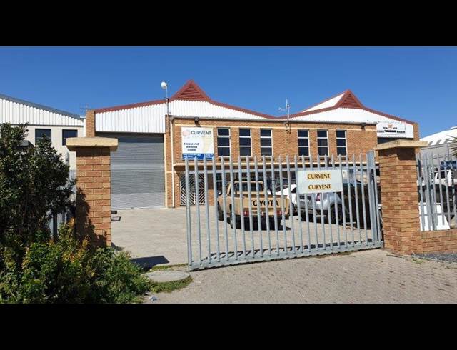 375M² WAREHOUSE TO LET IN RACING PARK