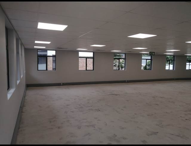 429M² OFFICE TO LET IN GLENWOOD