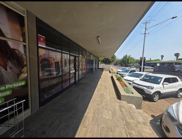 82M² OFFICE TO LET IN RIETFONTEIN