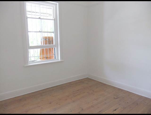 2 bed property to rent in OBSERVATORY