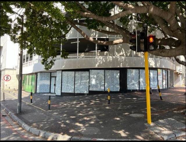 315M² RETAIL TO LET IN CLAREMONT