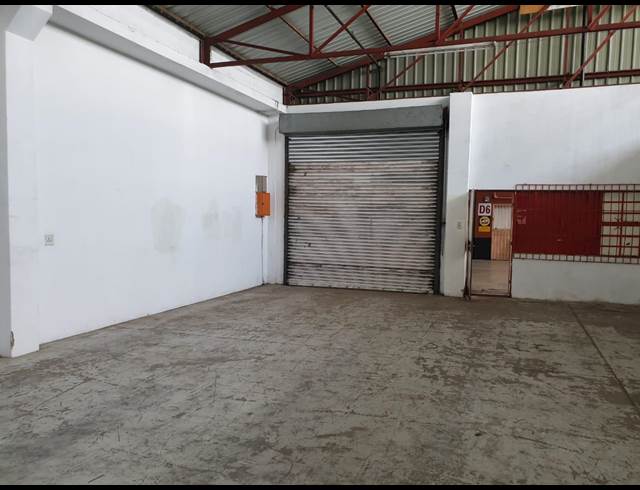 152M² WAREHOUSE TO LET IN STEELEDALE