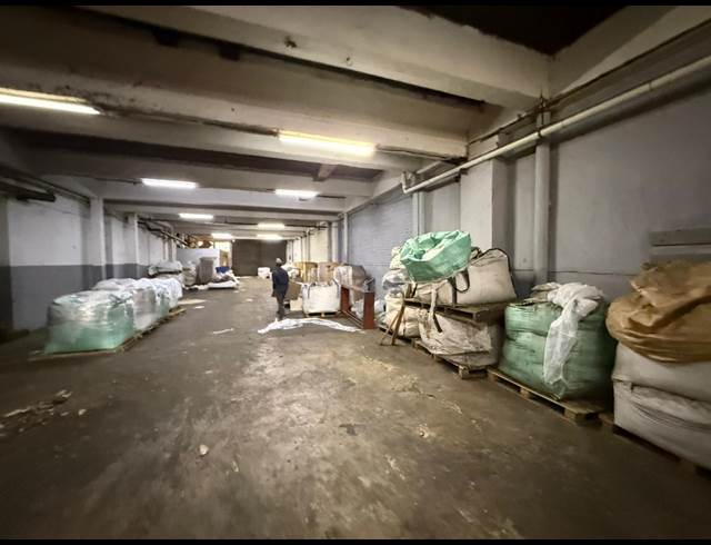 380M² WAREHOUSE TO LET IN INDUSTRIA WEST