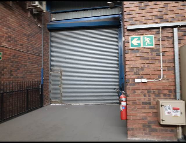 435M² WAREHOUSE TO LET IN SEBENZA
