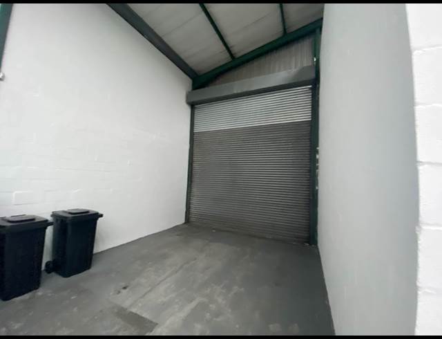 395M² WAREHOUSE TO LET IN KILLARNEY GARDENS