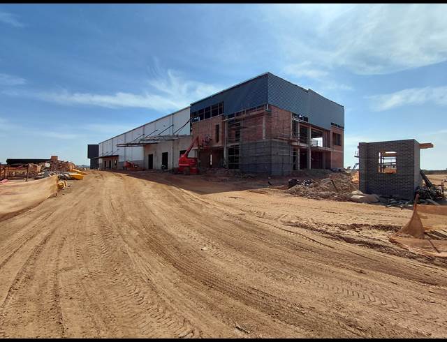 4,701M² WAREHOUSE TO LET IN GLEN MARAIS