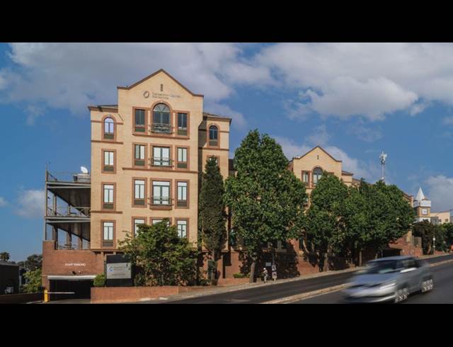 6,231M² OFFICE TO LET IN HYDE PARK