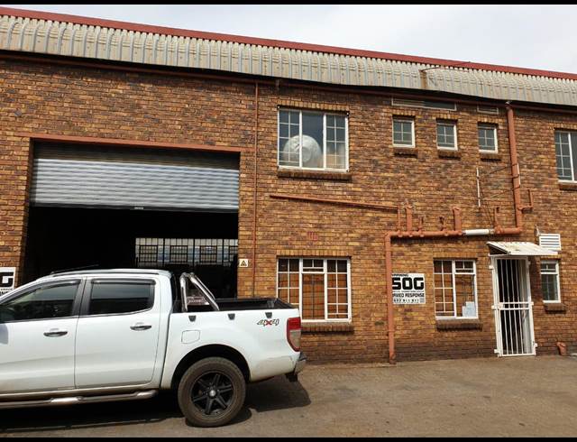 270M² WAREHOUSE RENTED IN WADEVILLE