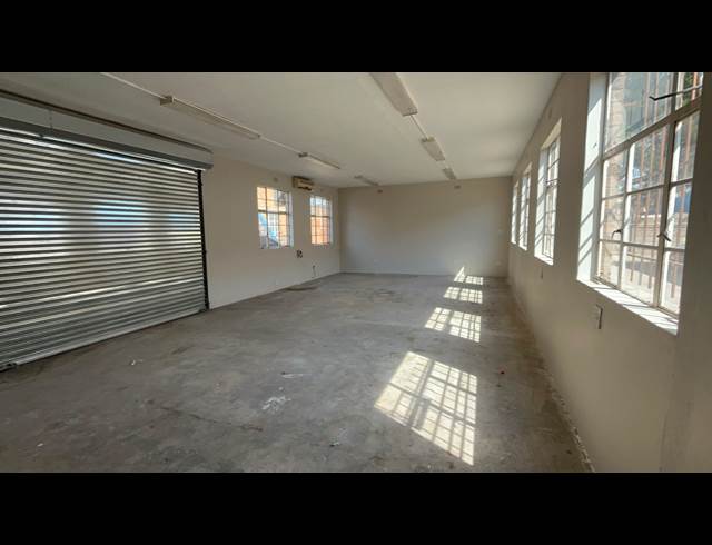 170M² WORKSHOP TO LET IN WADEVILLE