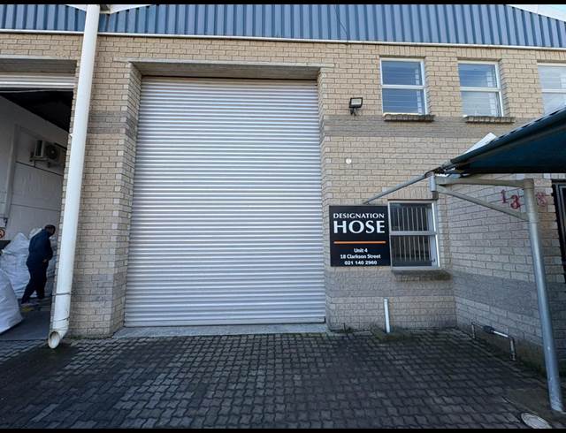 236M² WAREHOUSE TO LET IN STRAND CENTRAL