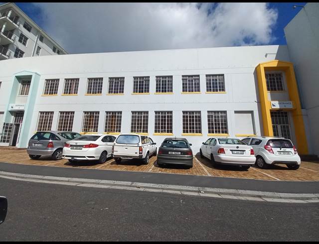 412M² OFFICE RENTED IN OBSERVATORY