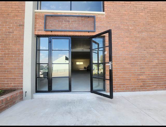 229M² WAREHOUSE TO LET IN ALLANDALE