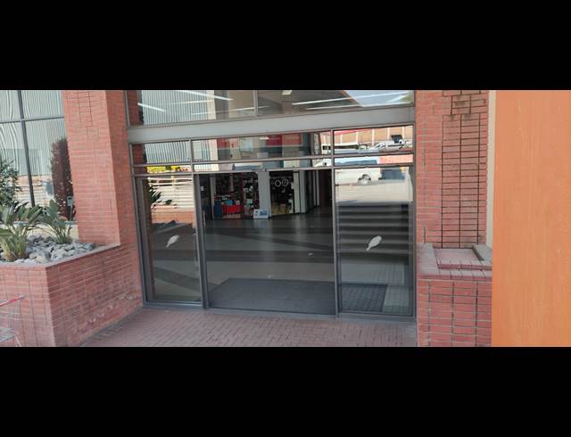76M² BUSINESS CENTRE TO LET IN NELSPRUIT CENTRAL