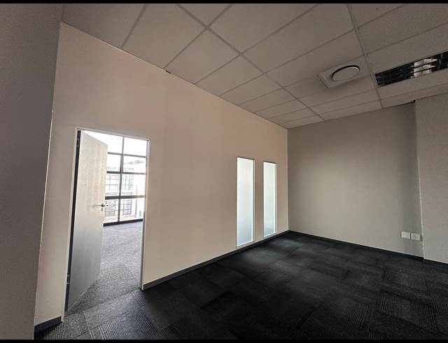 230.80M² OFFICE TO LET IN HIGHVELD TECHNOPARK