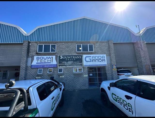280M² WAREHOUSE TO LET IN STIKLAND INDUSTRIAL