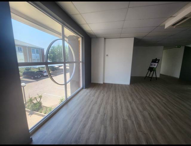231M² OFFICE TO LET IN HALFWAY HOUSE