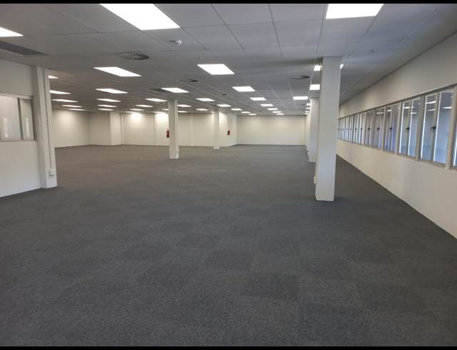 651M² OFFICE TO LET IN UMGENI PARK